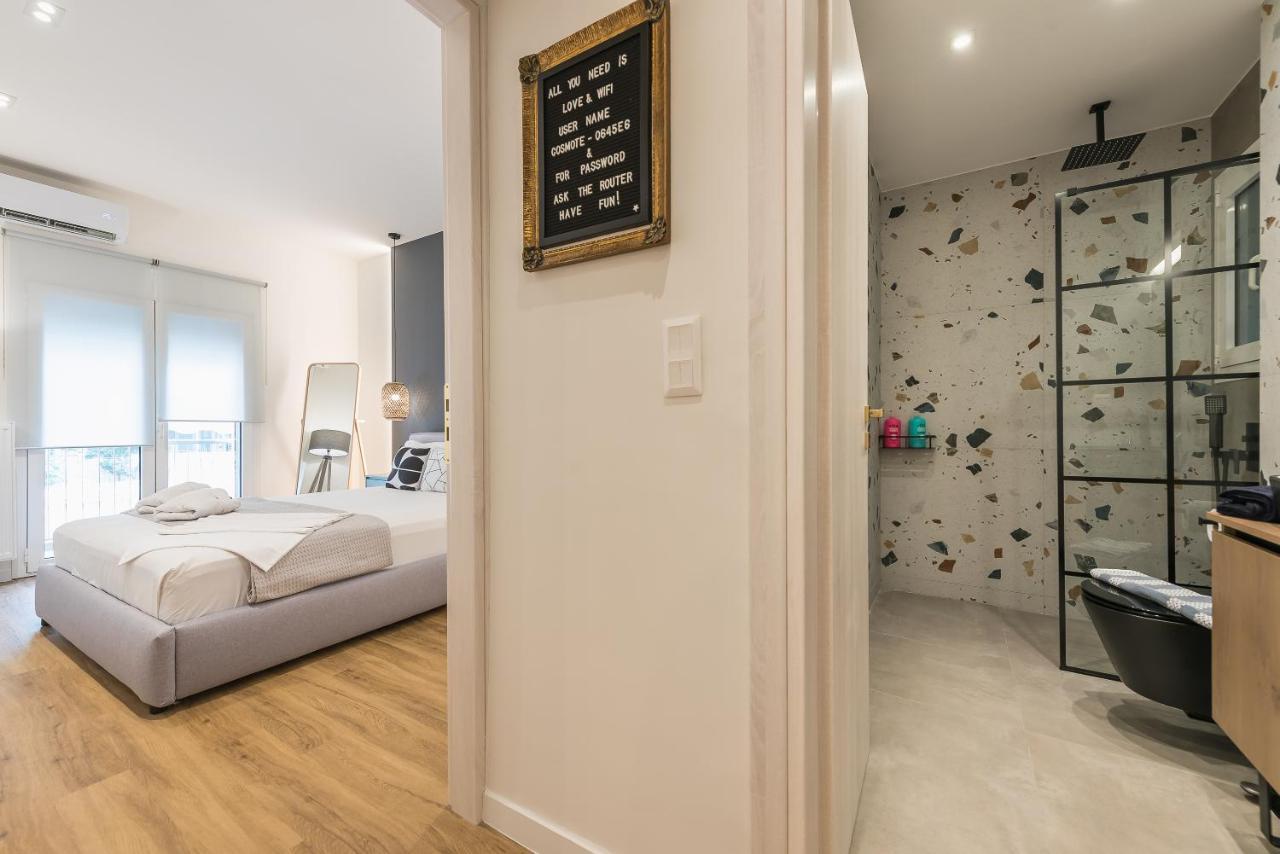 Chic And Comfort Home In Central Athena Bagian luar foto